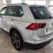 VOLKSWAGEN TIGUAN GRIS lateral derecho